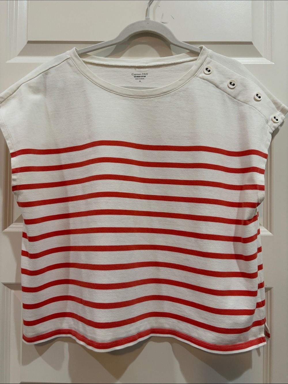 Garnet Hill Sleeveless White Tee with Red Stripes and Shoulder Buttons Wm Sz XL